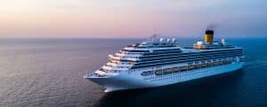 Cunard’s Refurbished Queen Elizabeth to Spend Season in Miami: What Does This Mean for Injured Passengers? 